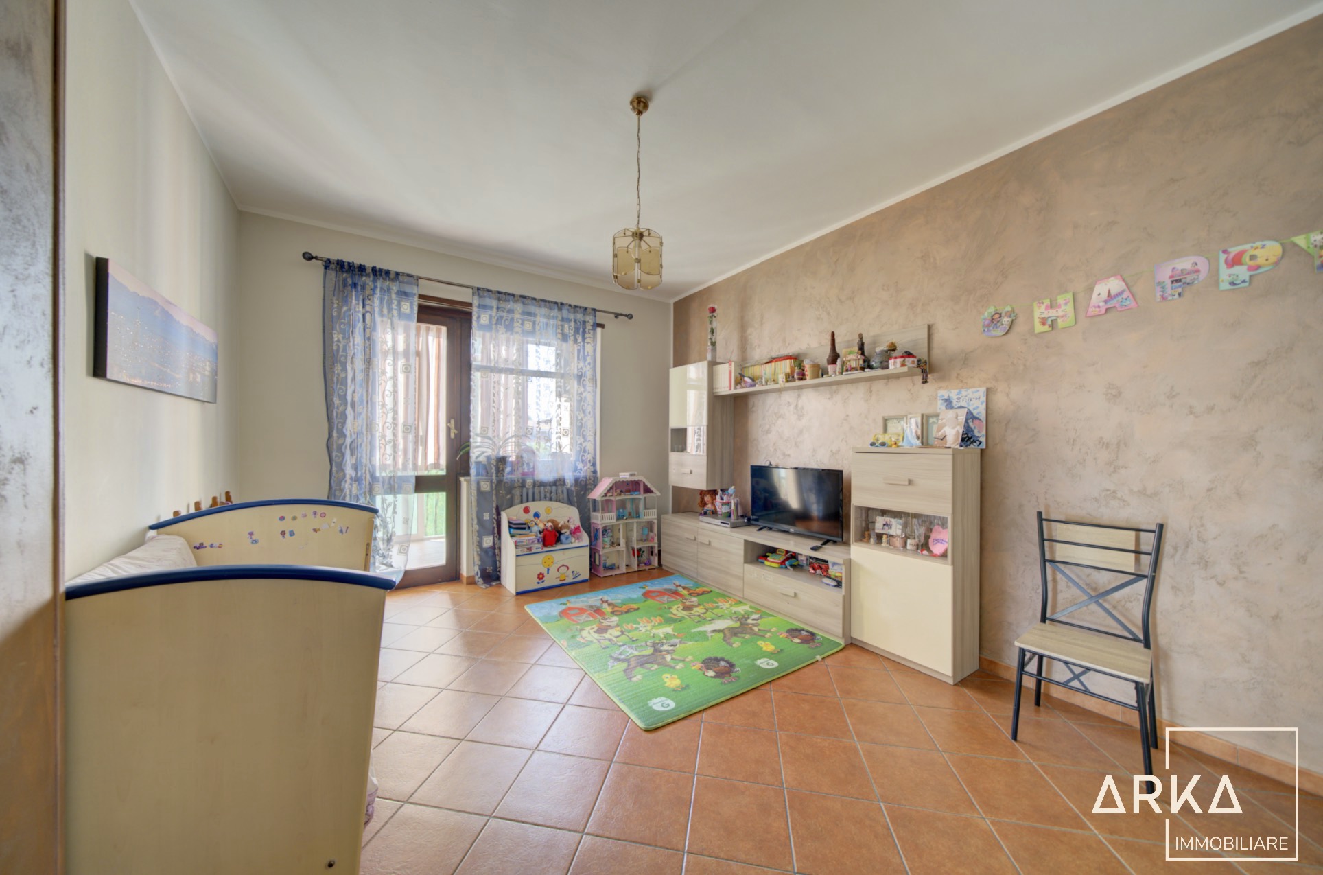 Featured image 4